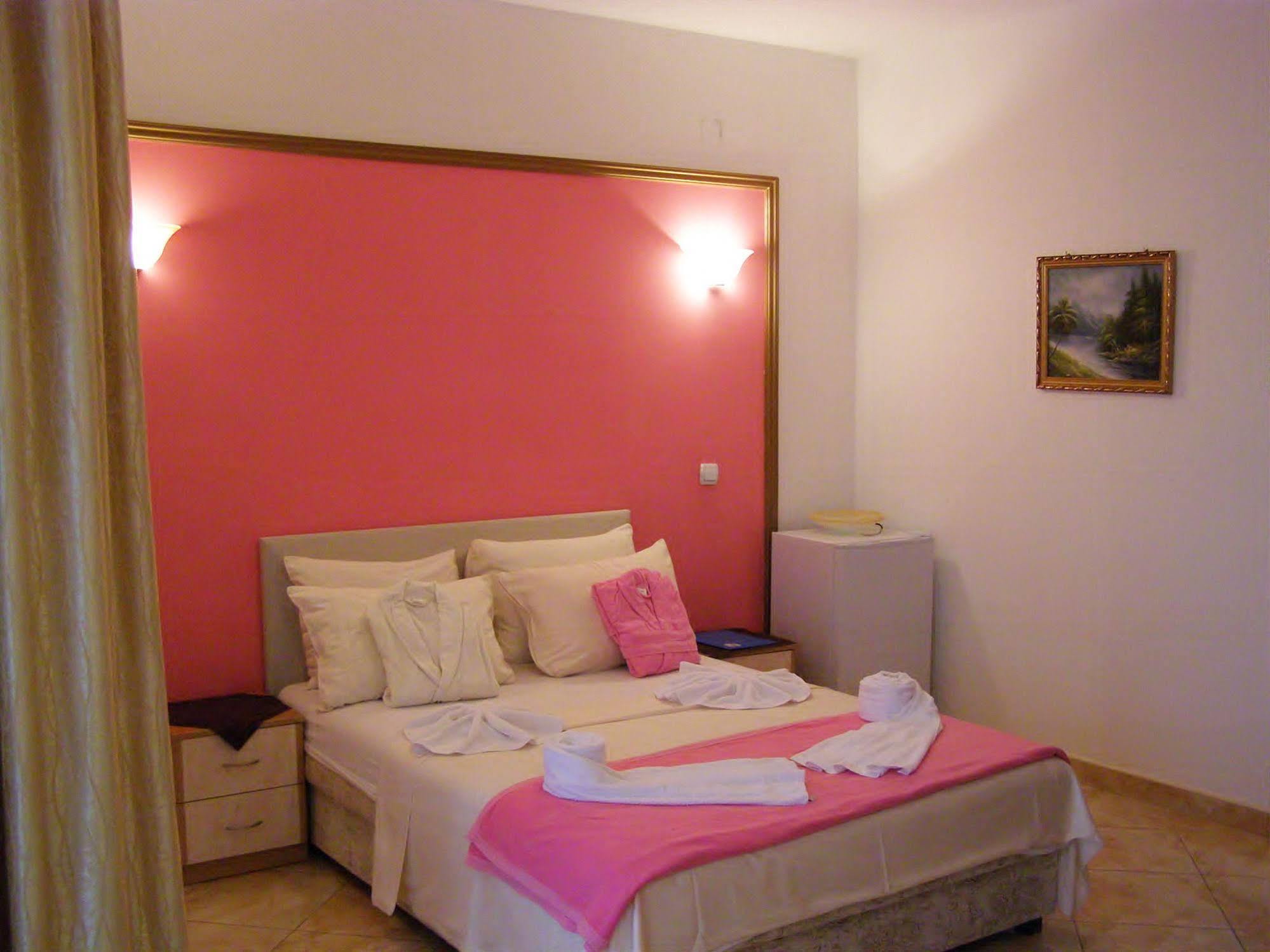 Hotel Wellness & Spa Angelo Gabriel Petrovac 외부 사진