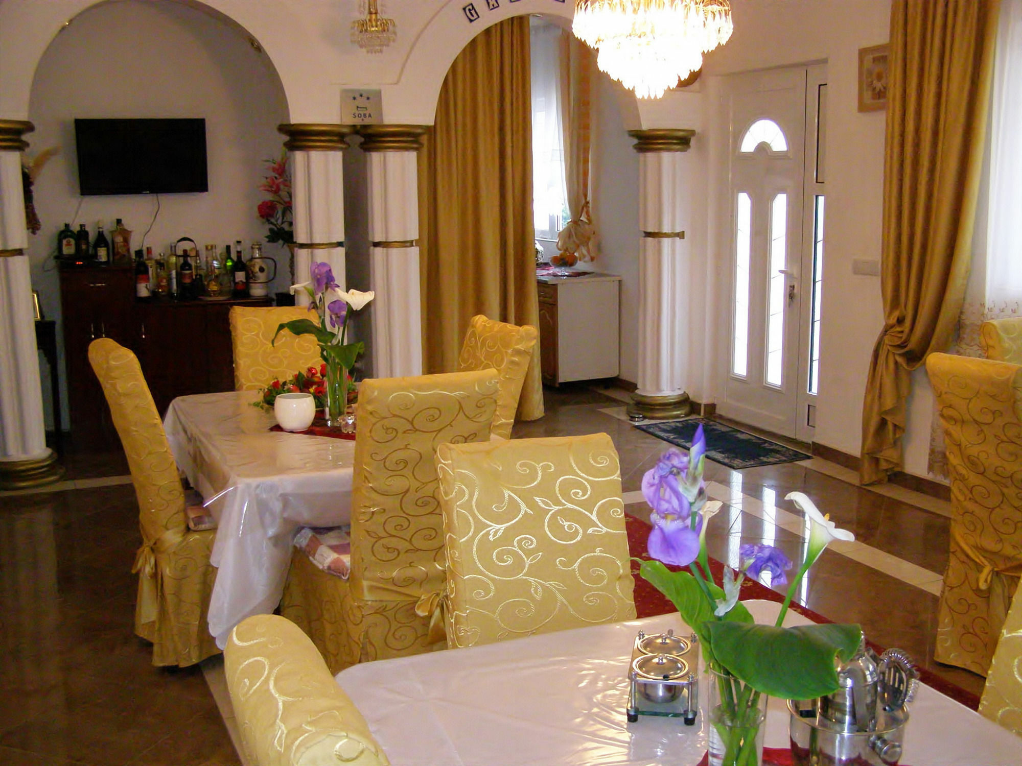 Hotel Wellness & Spa Angelo Gabriel Petrovac 외부 사진